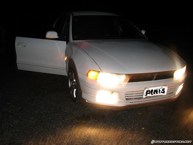 Withe car night IMG_0439