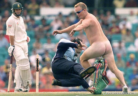 necked man run on 06624940001