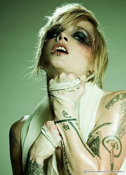 photo galleries grasshoppers habitats avatar tv Otep_Shamayalead_vocal_46635c7860f0b