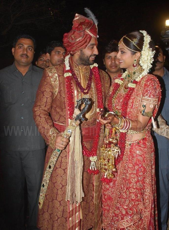 gif avatar mammals insect free web hosting 11427_Shilpa_Shetty_Marriage_Photos_11_1