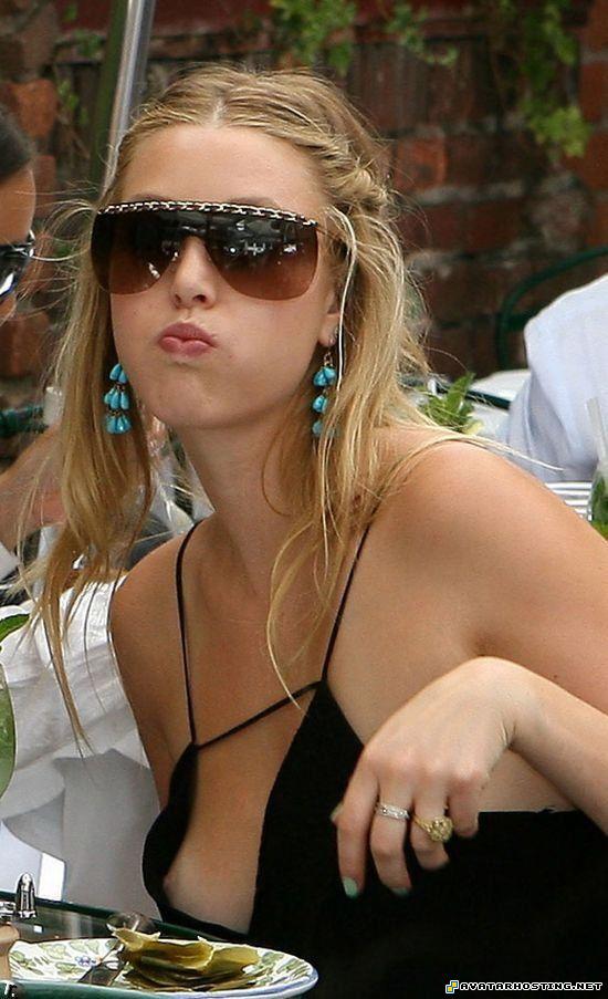 create avatar avatar 320 share photo nipslip_46